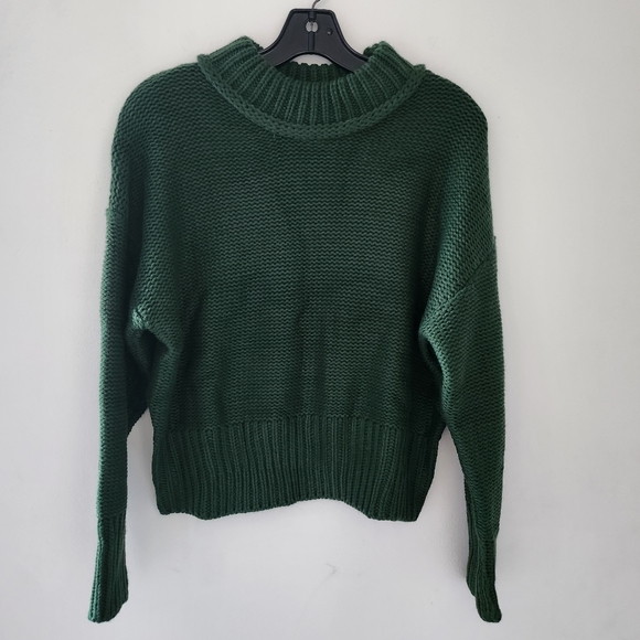 Deep Self Crewneck Chunky Knit Long Sleeves Green Sweater Pullover - Picture 2 of 6